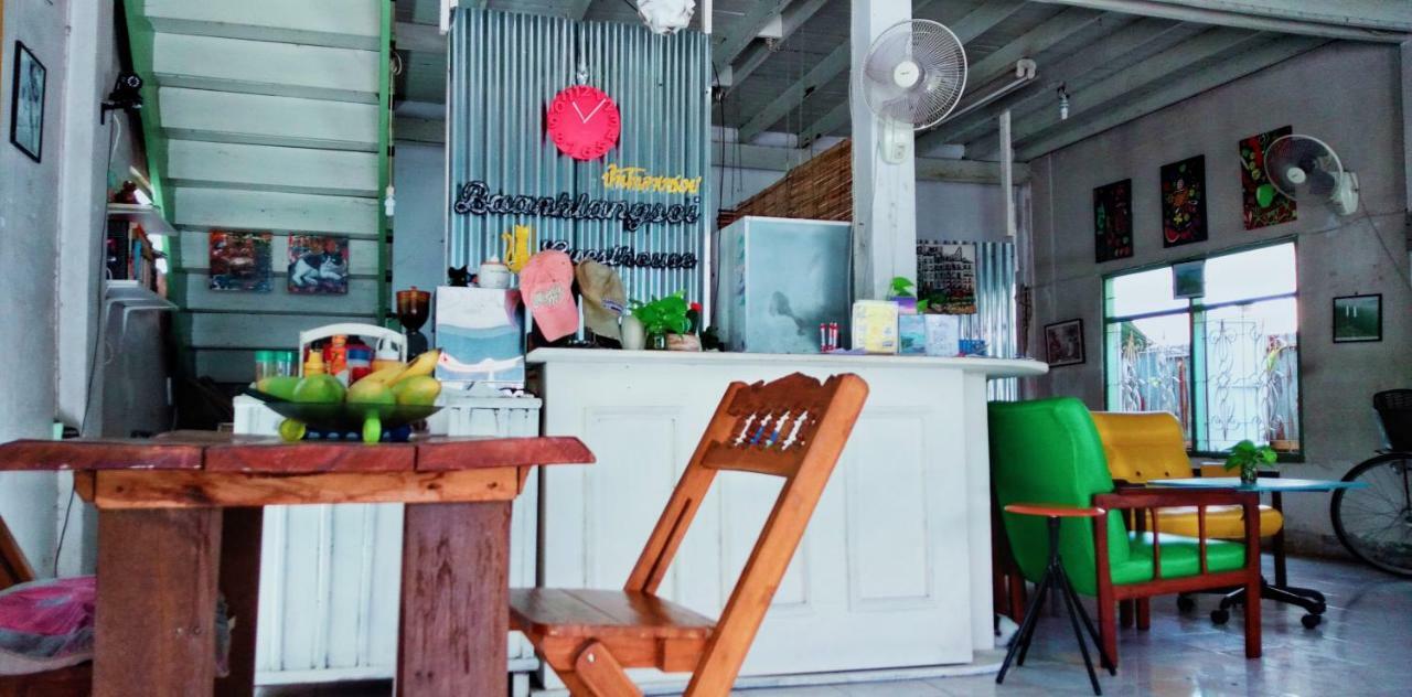Baan Klang Soi Hotell Prachuap Khiri Khan Exteriör bild